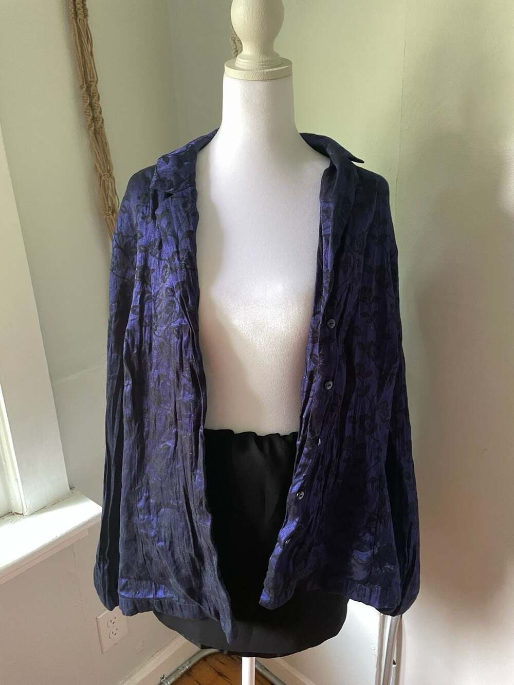 c.l.o.t.h.e.s. Woman Floral Jacquard Button Down Shirt 1X